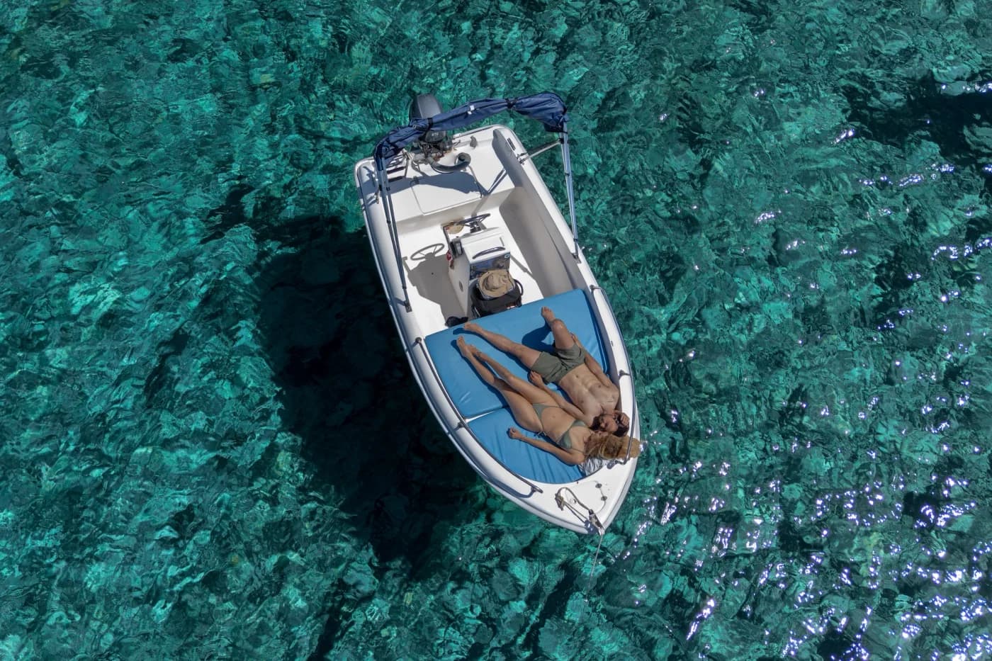 Estable 400 boat rental Ibiza - exterior view